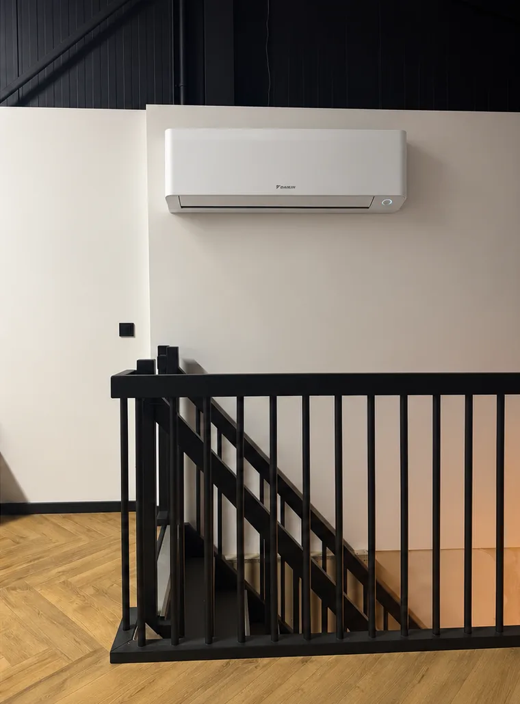Daikin-binnenunit in het kantoor van Johan in Den Haag